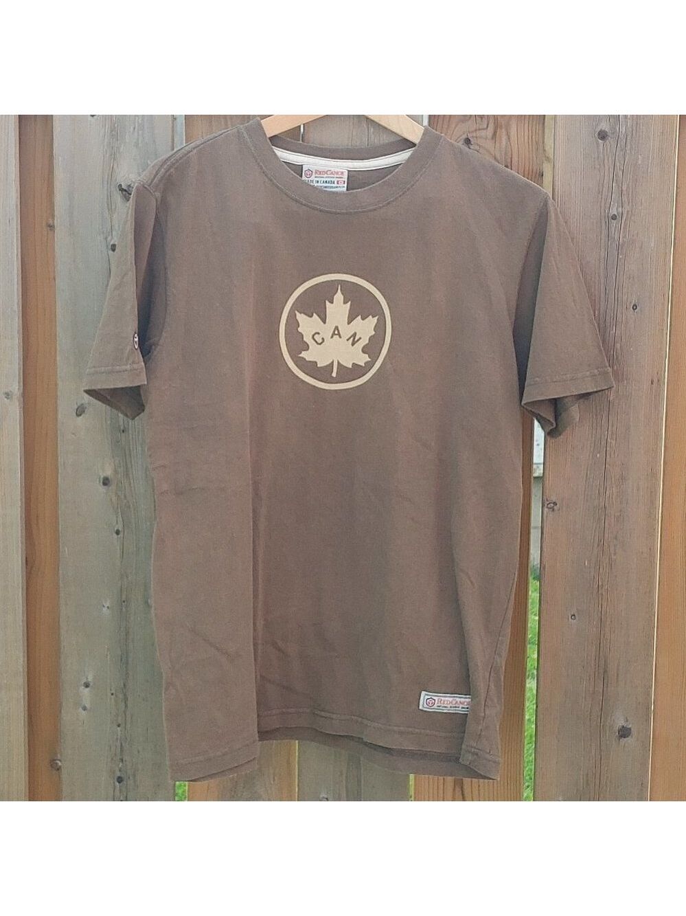 Red Canoe Mens Tee Shirt Brown S Cotton Short Sleeve Canadian Shield Maple Leaf